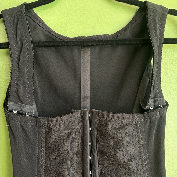 Body shaper - Picture 6 of 9